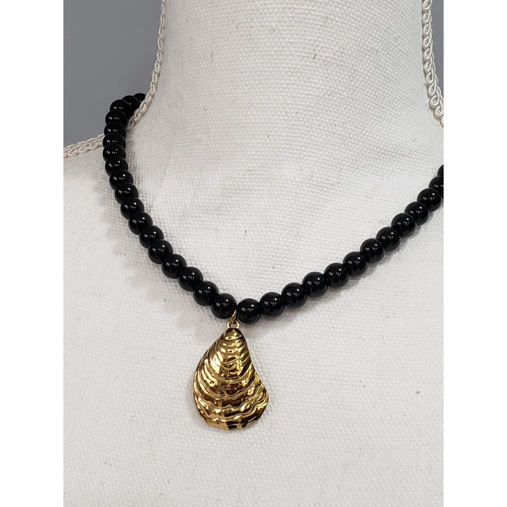 NWOT Mayamar BLACK REAL STONE AGATE SHELL NECKLACE mermaid nautical statement